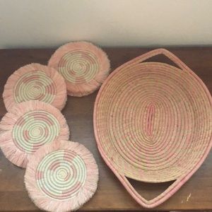 DONATED Woven tray and four coaster’s pink and ivory